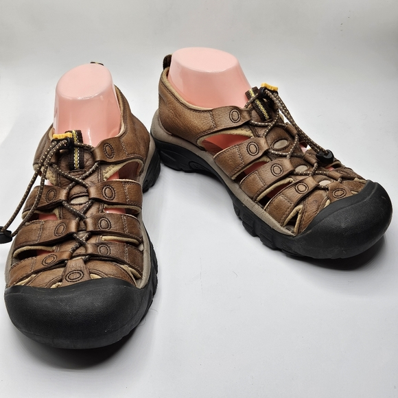 Keen leather Newport H2 sandals size 9